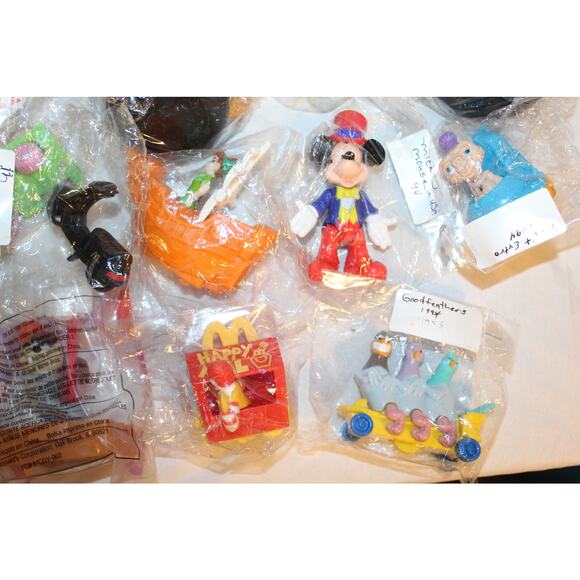 Vintage McDonald Random Toy Lot - Picture 4 of 6